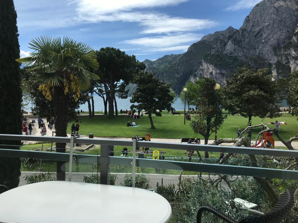 Appartement Lago Blu Riva del Garda Exteriér fotografie